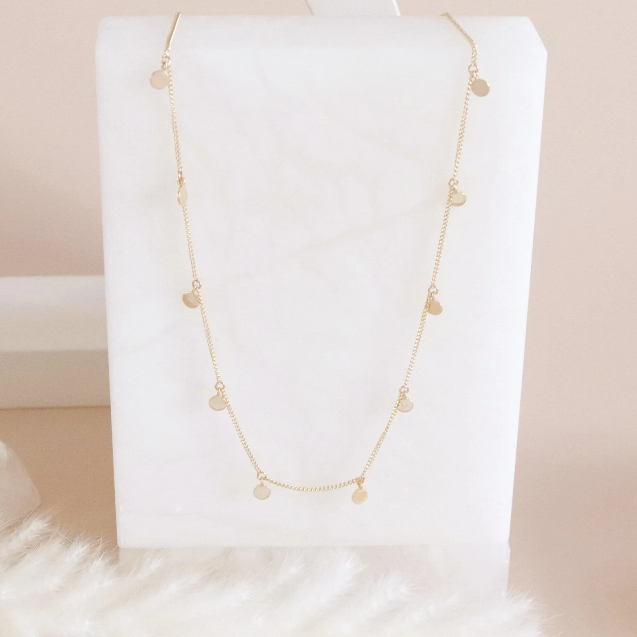 14K SOLID GOLD - DAINTY POISE DISK NECKLACE
