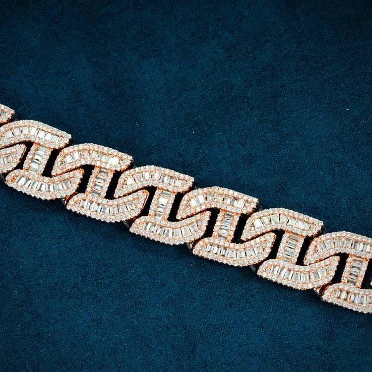 15MM Moissanite Mariner Link Bracelet 14K Gold