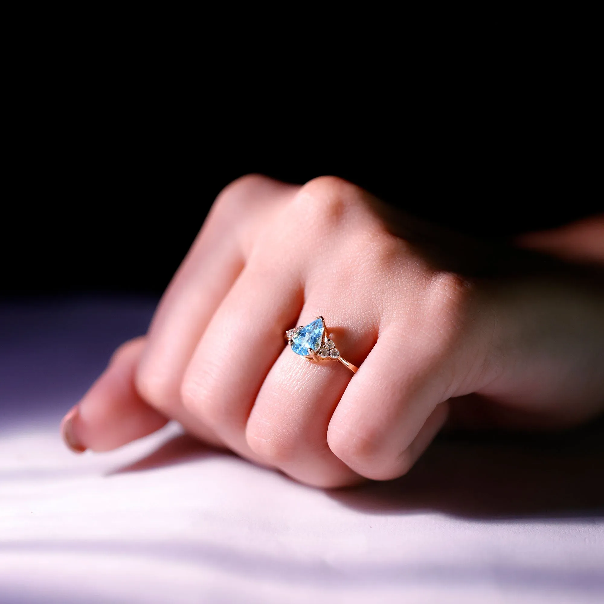 3/4 CT Aquamarine Solitaire Engagement Ring with Diamond Trio