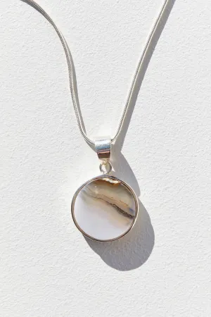 Agate Pendant Necklace