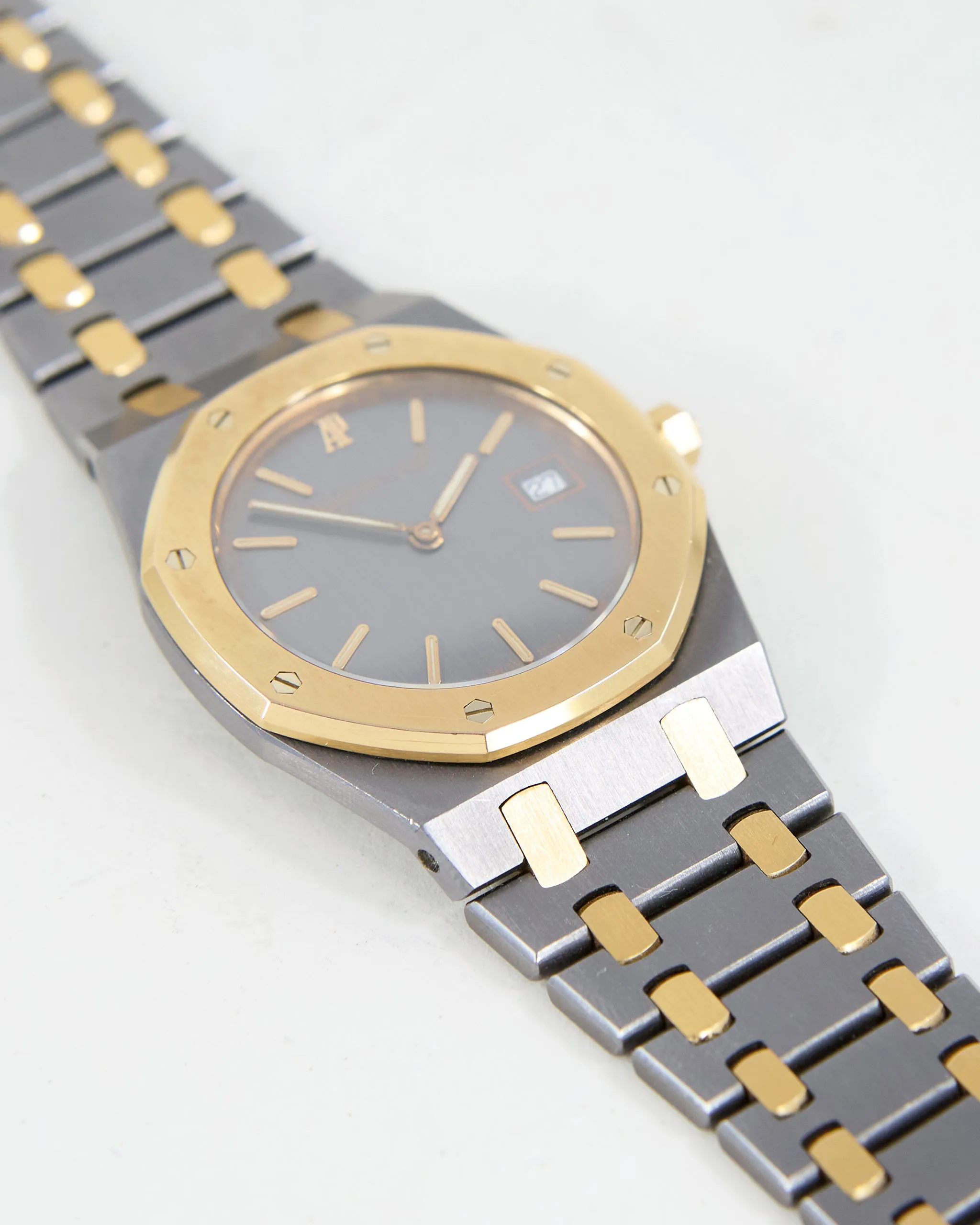 AUDEMARS PIGUET ROYAL OAK TANTALUM & ROSE GOLD QUARTZ