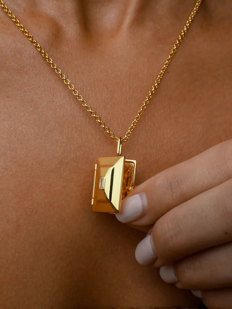 Avant Studio Valerie Locket Necklace, Gold