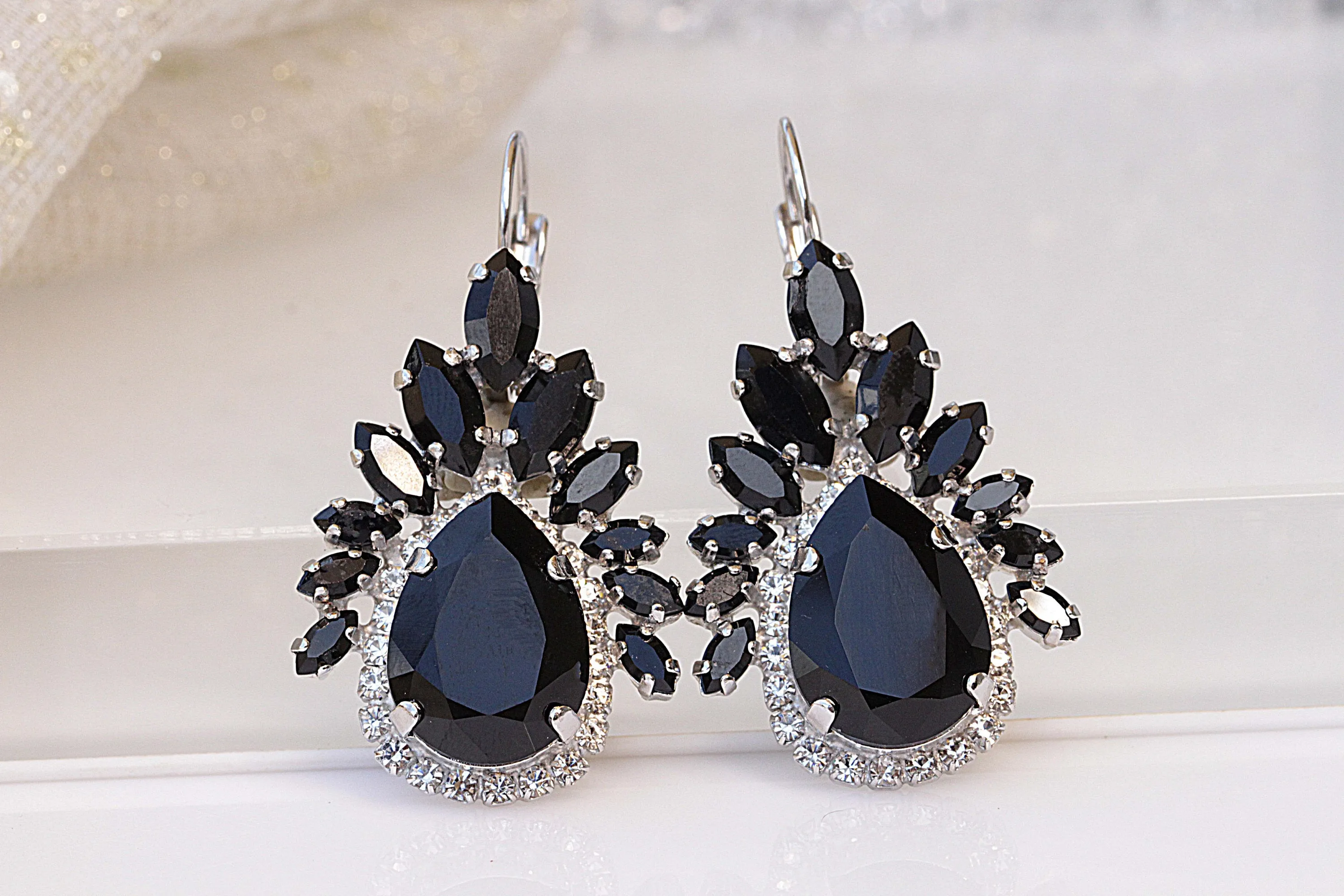 BLACK BRIDAL NECKLACE