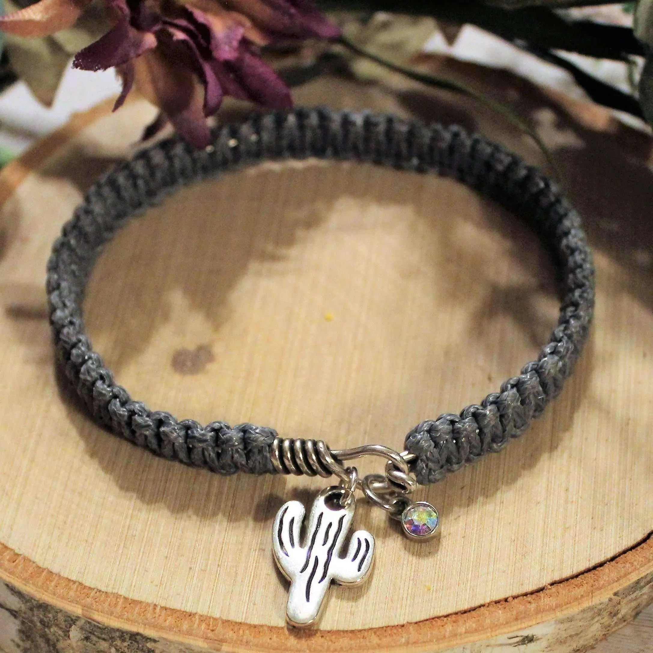 Cactus Macrame' Cuff bangle