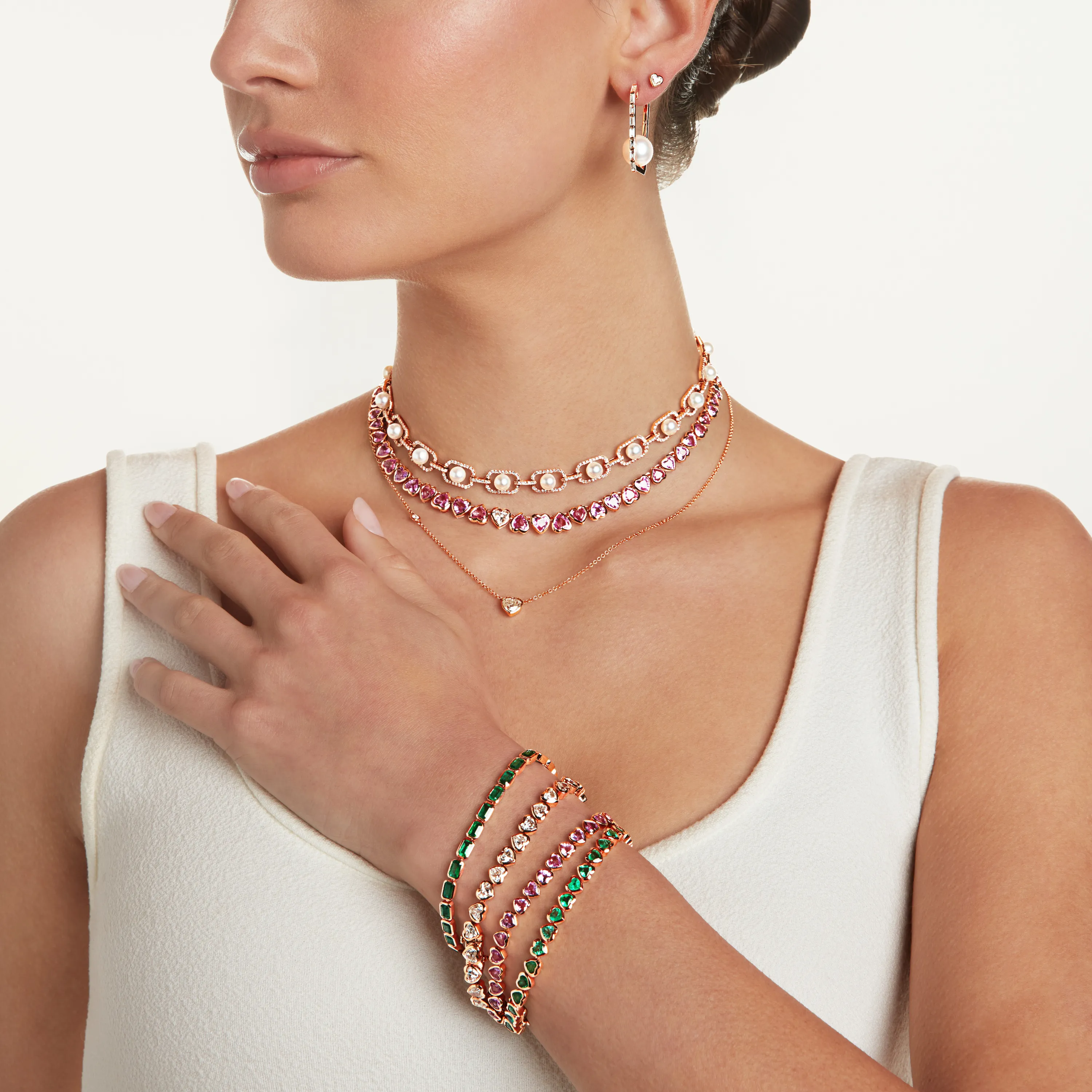 EMERALD BEZEL HEART TENNIS BRACELET