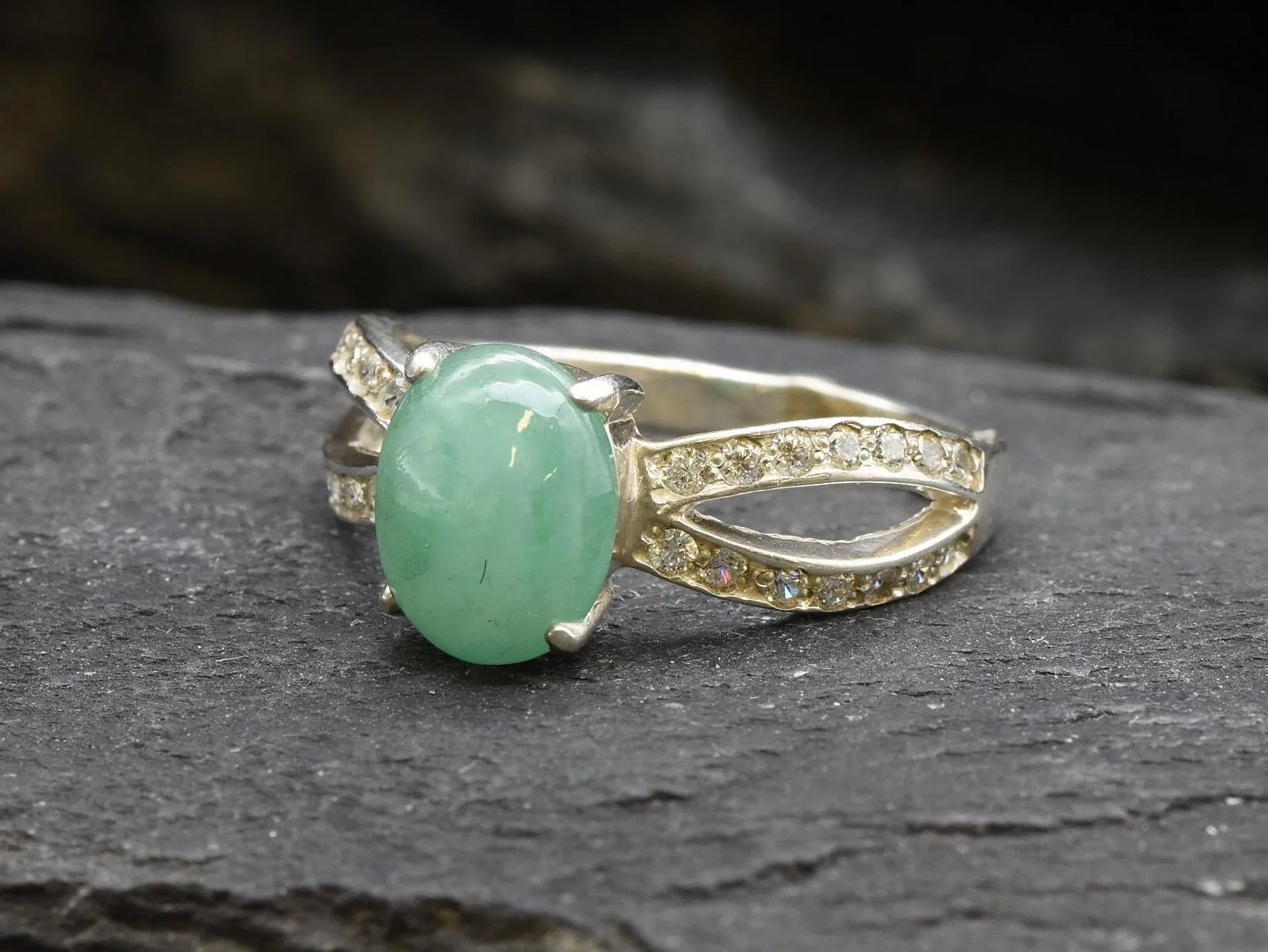 Emerald Vintage Ring - May Birthstone Ring - Green Gemstone Ring