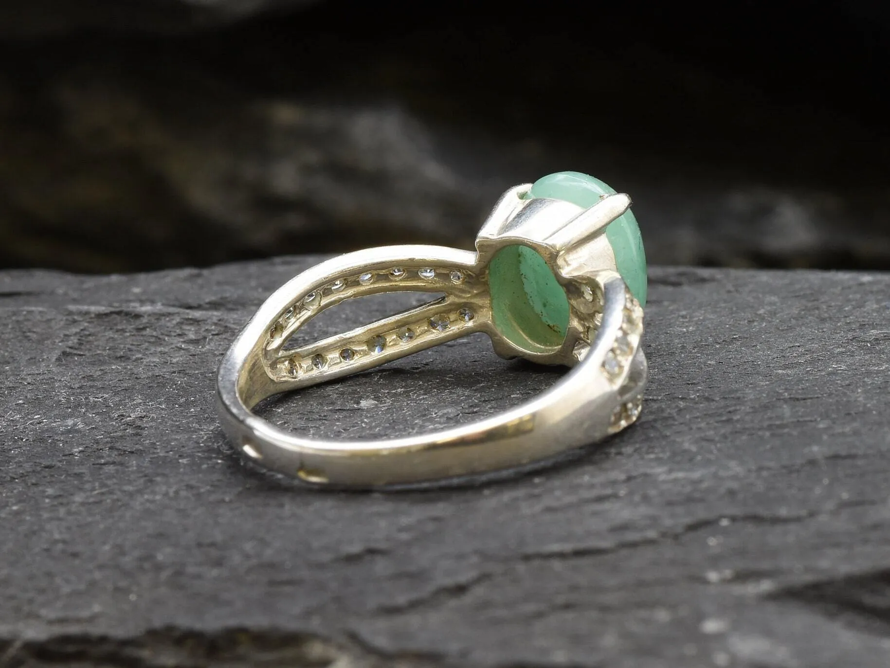 Emerald Vintage Ring - May Birthstone Ring - Green Gemstone Ring