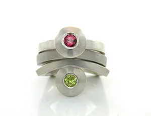 Facetted bezel