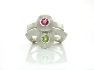 Facetted bezel