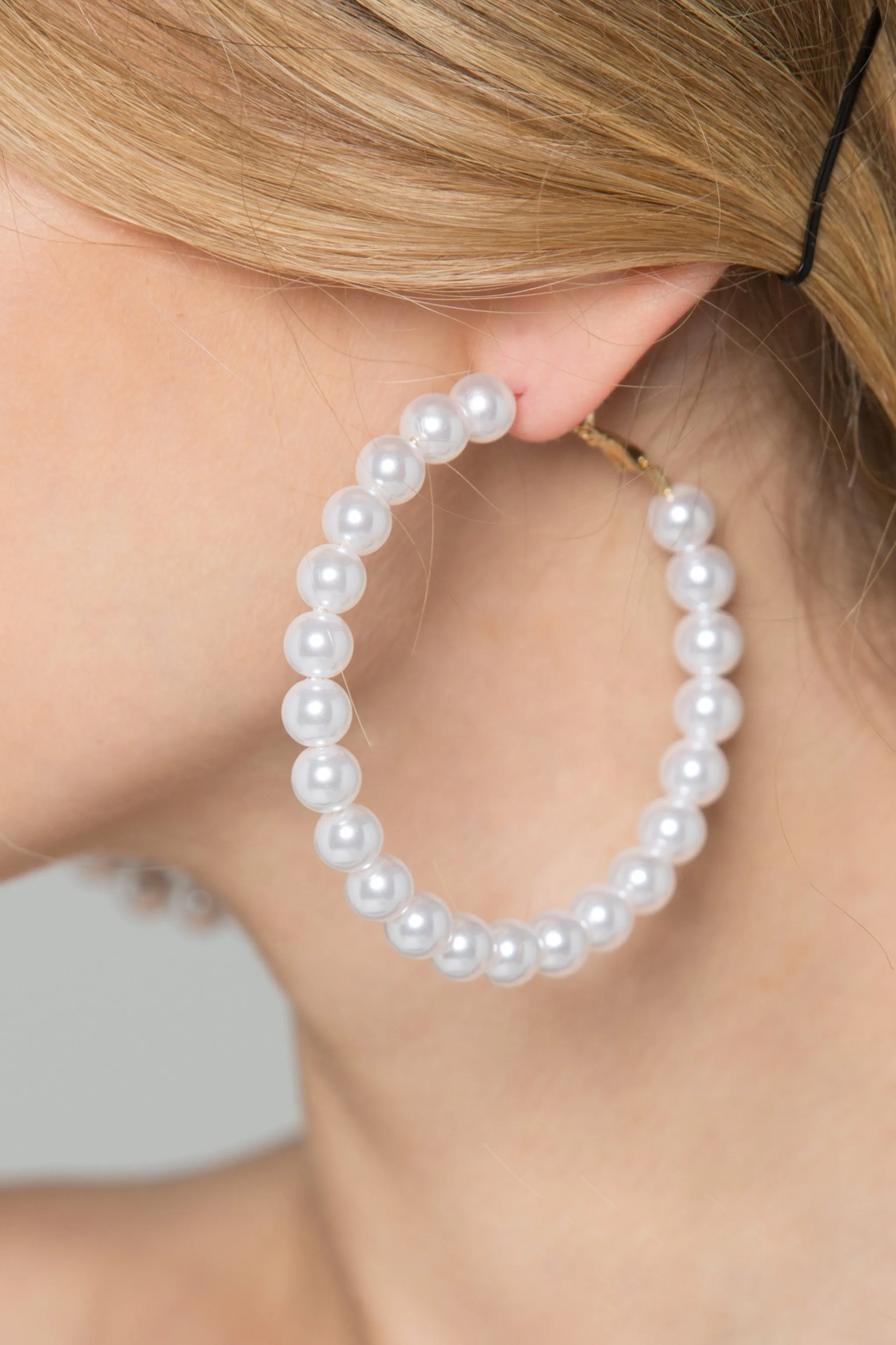 Faux Pearl Round Hoop Earrings
