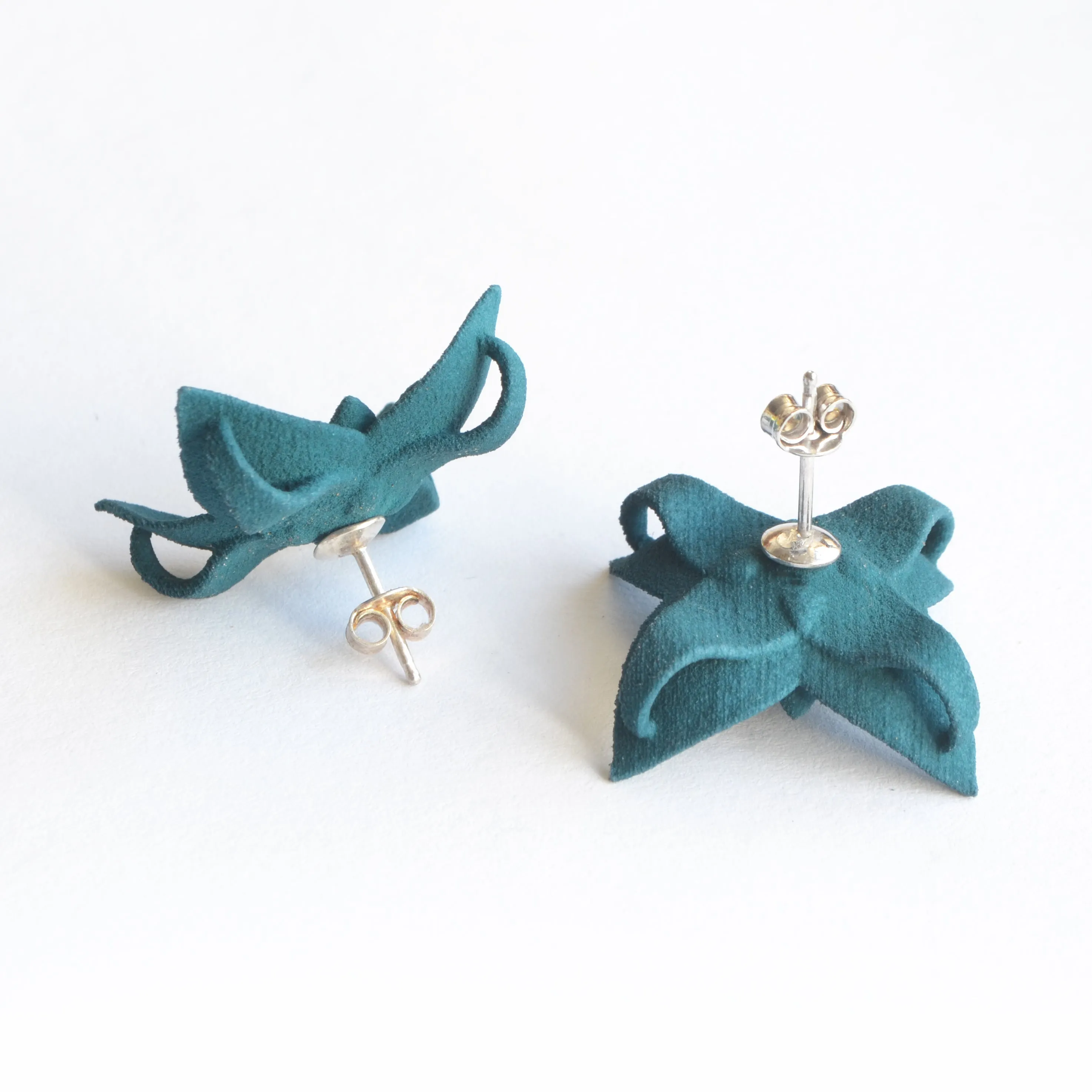 Flower Stud Earrings - Dahlia