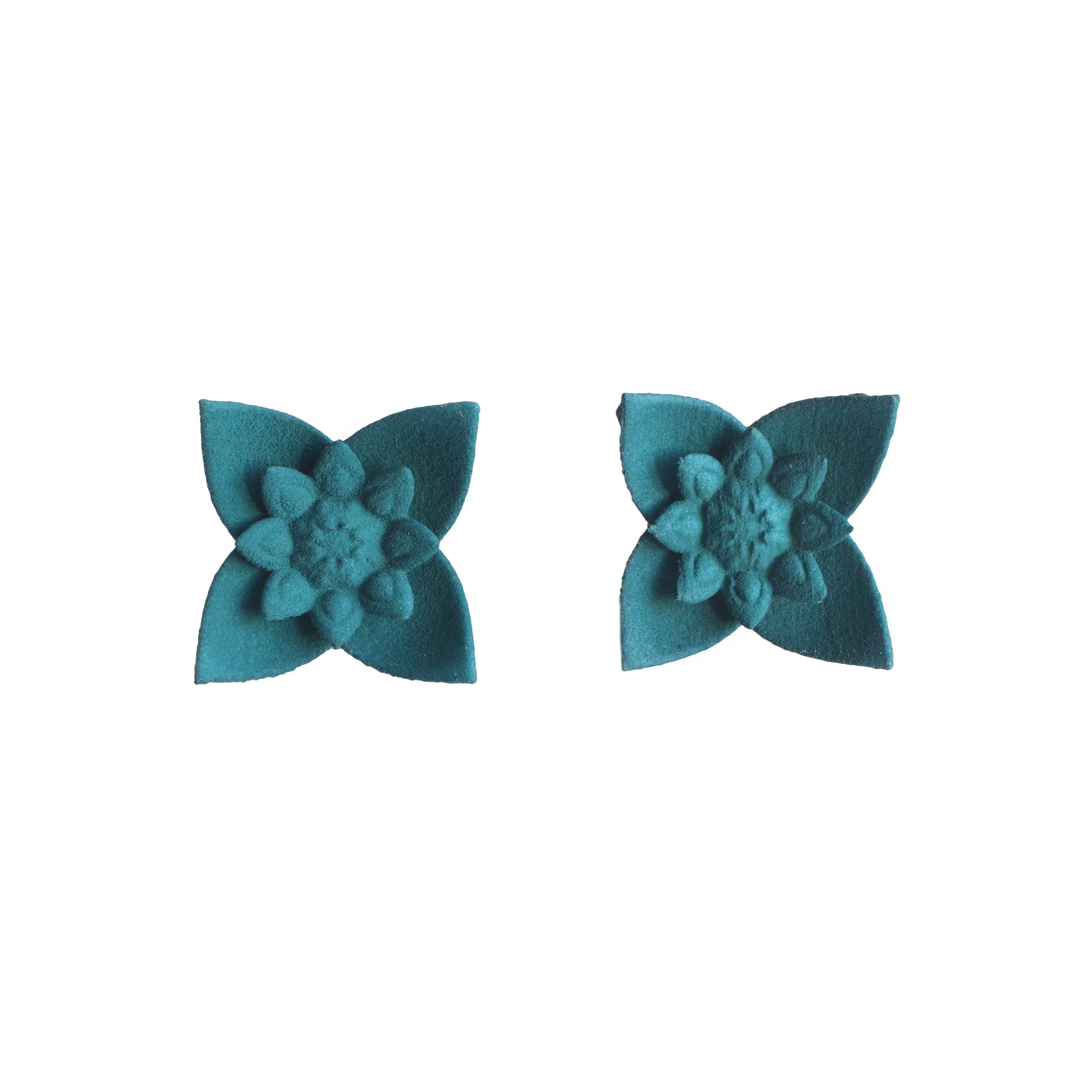 Flower Stud Earrings - Dahlia