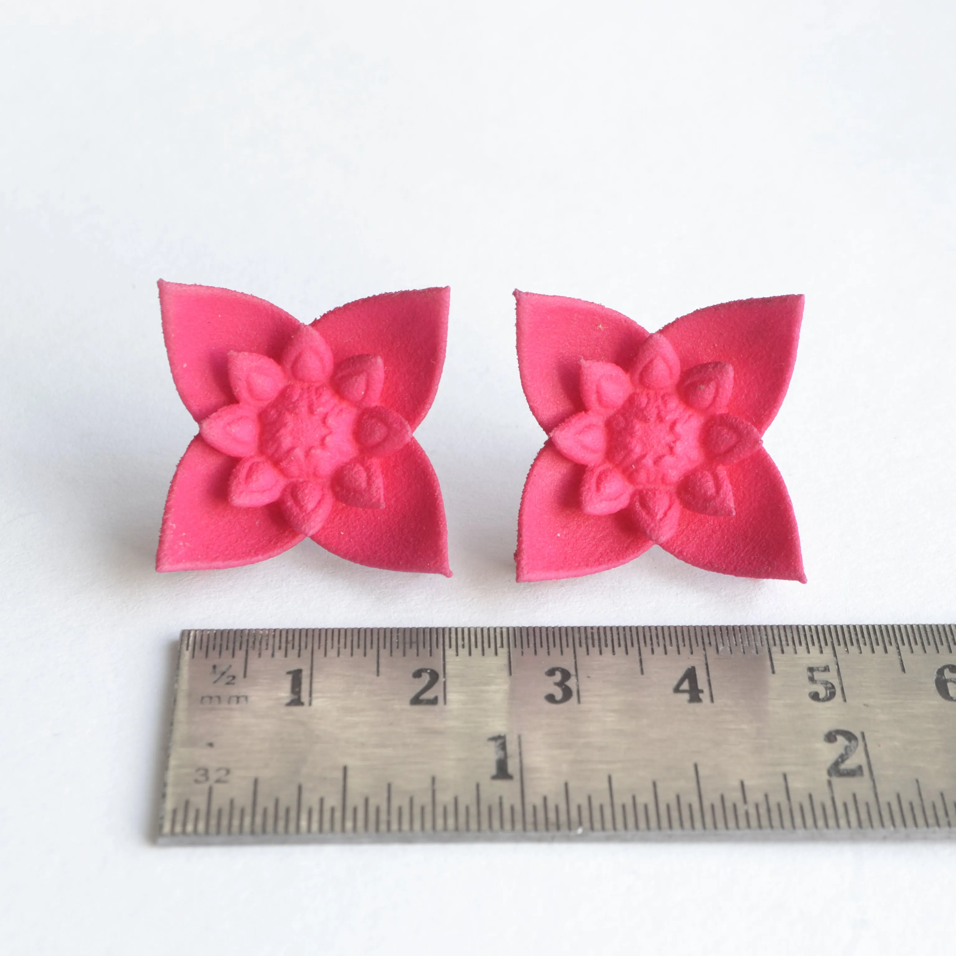 Flower Stud Earrings - Dahlia