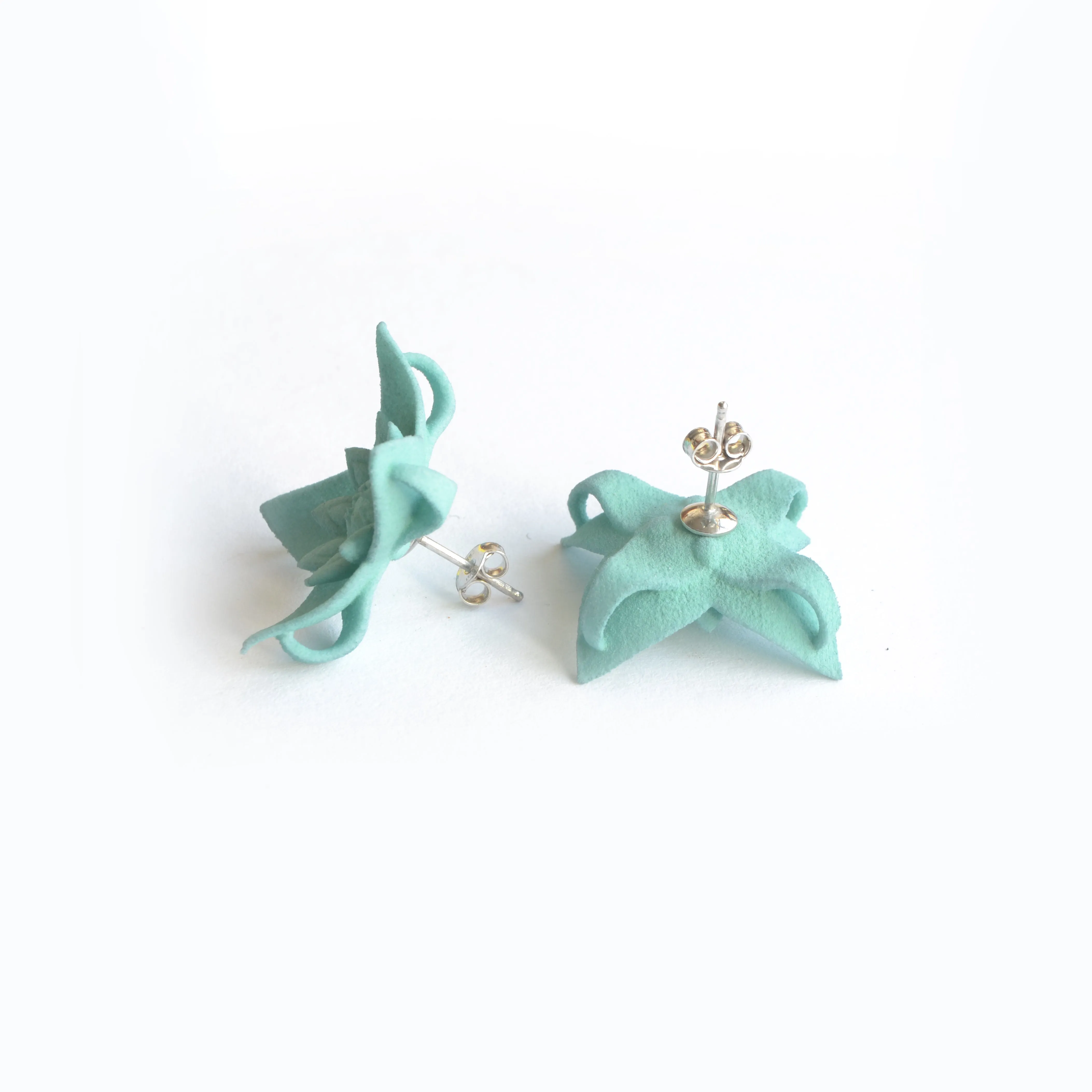 Flower Stud Earrings - Dahlia
