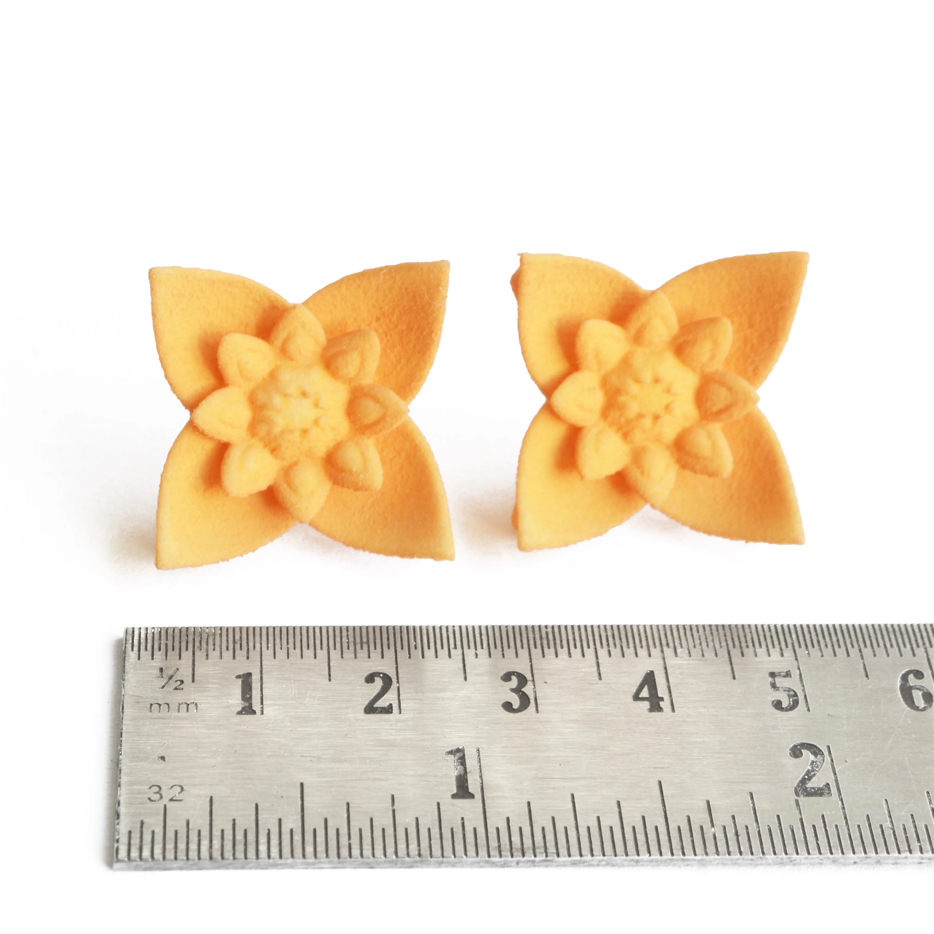 Flower Stud Earrings - Dahlia