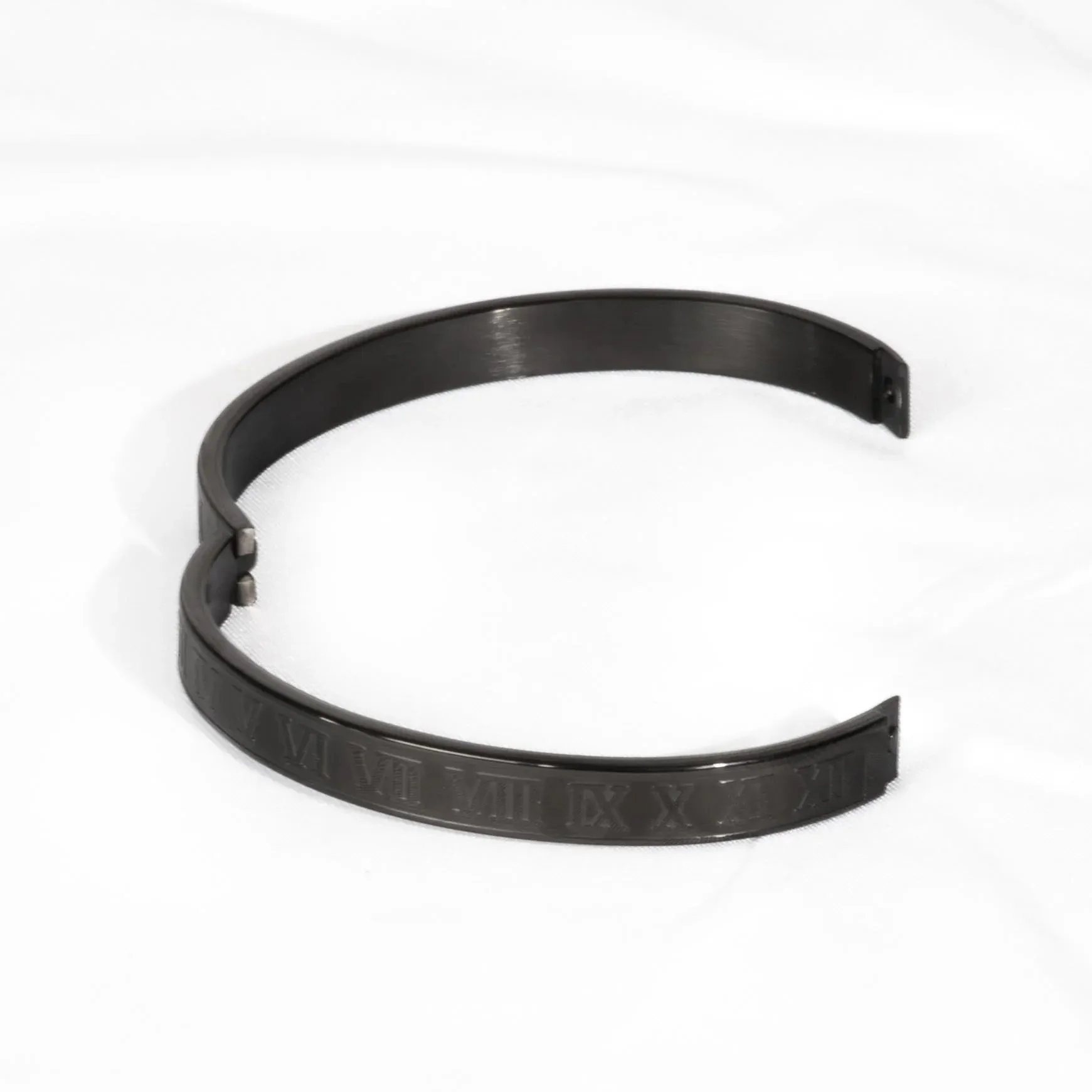 Leland Stainless Steel Cuff Bangle