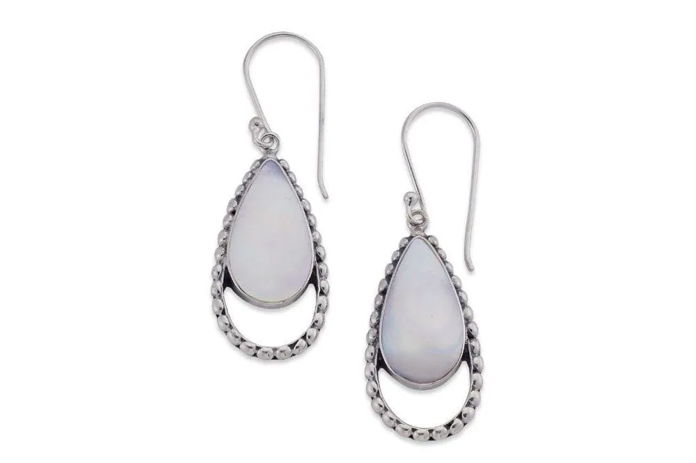Lovina Earrings- Mother Of Pearl