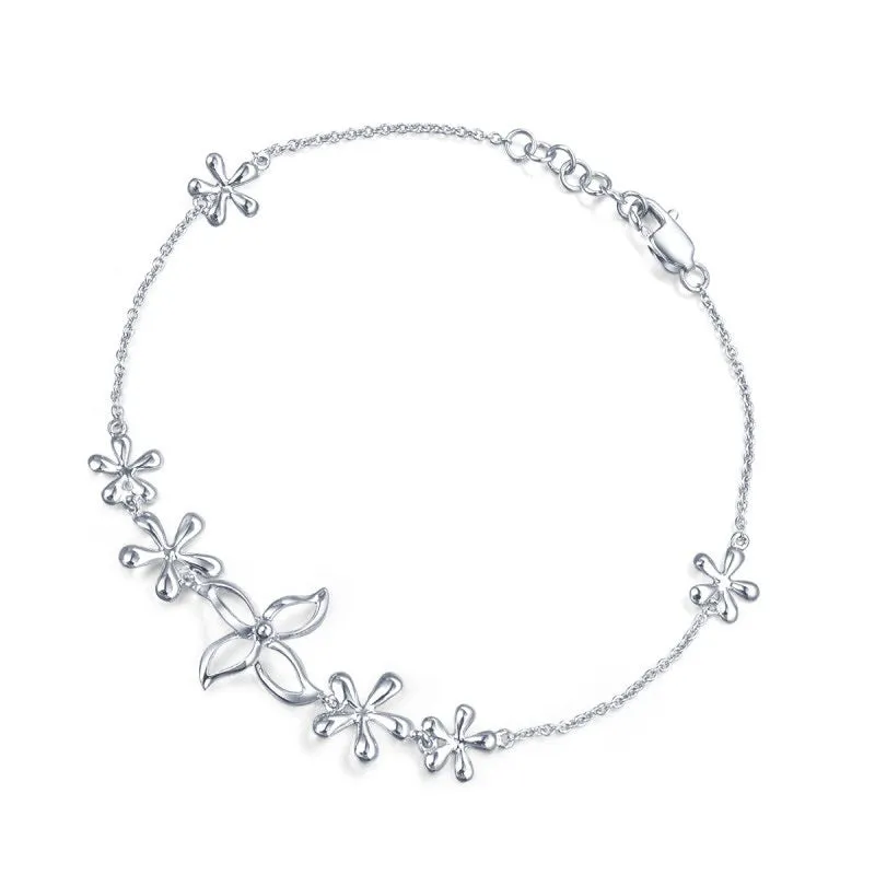 Lucky four-leaf clover bracelet