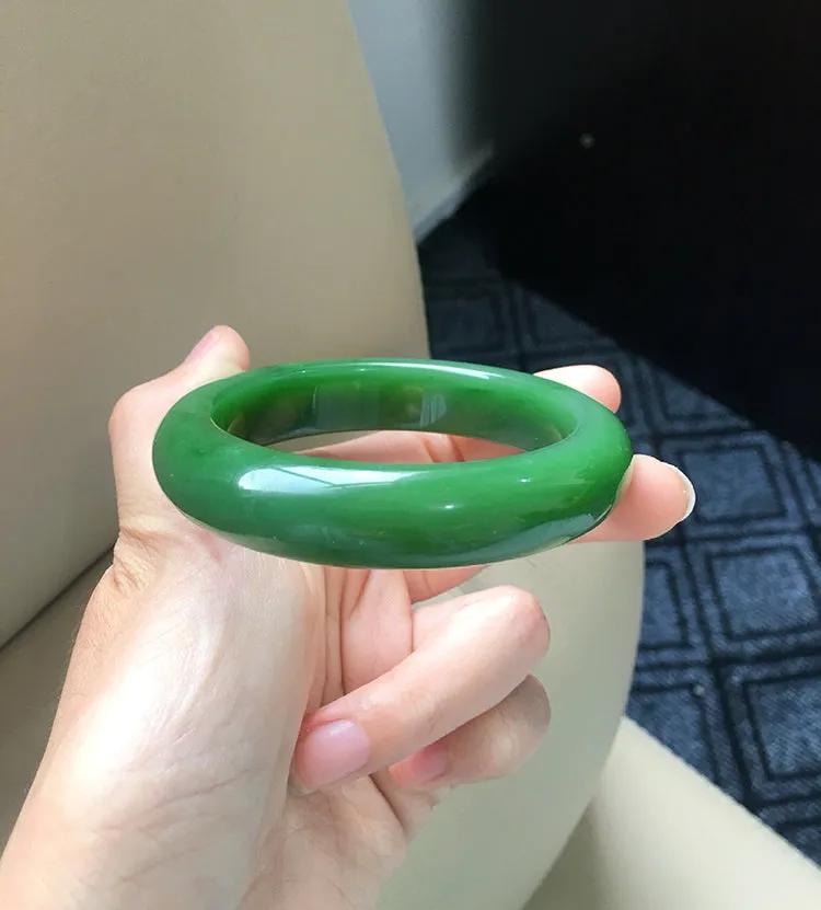 Natural Jade Bangle Nephrite Bangle Internal Diameter 57.3mm NBE028
