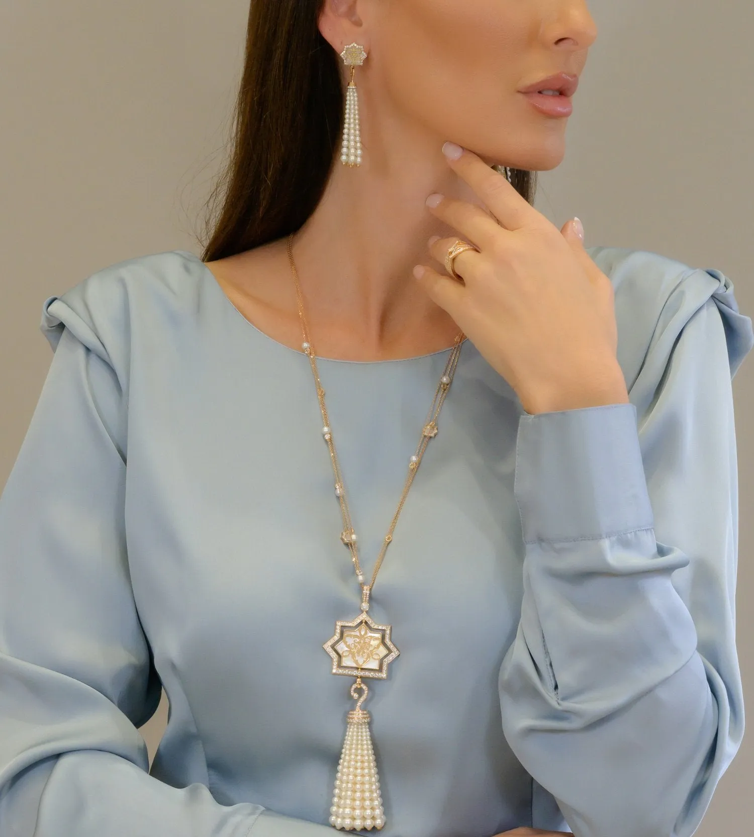Noor Pearl Earrings