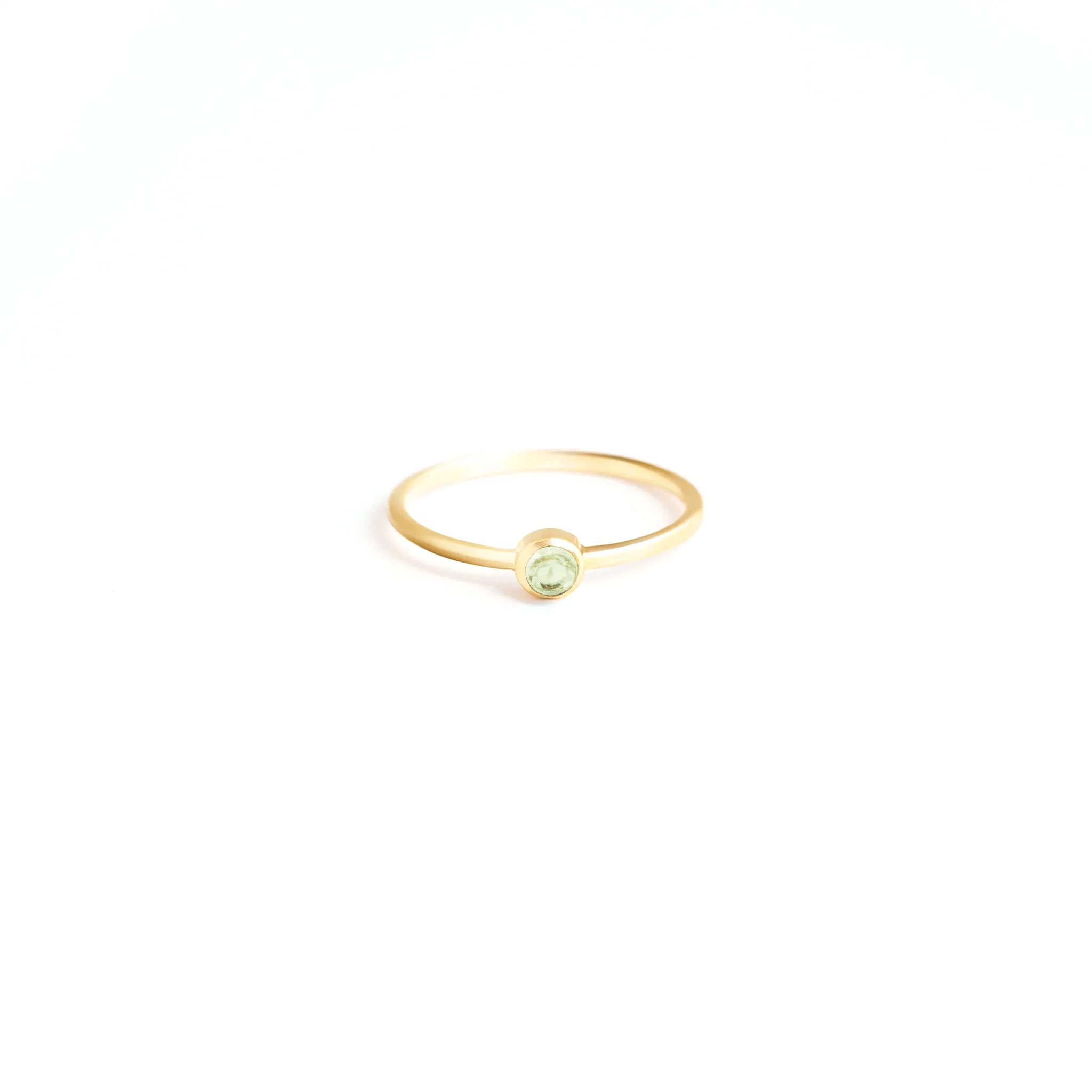 Peridot Mano Ring