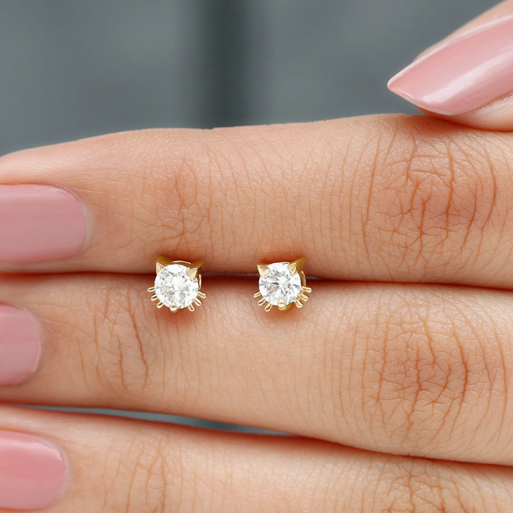 Round Real Diamond Cat Stud Earrings