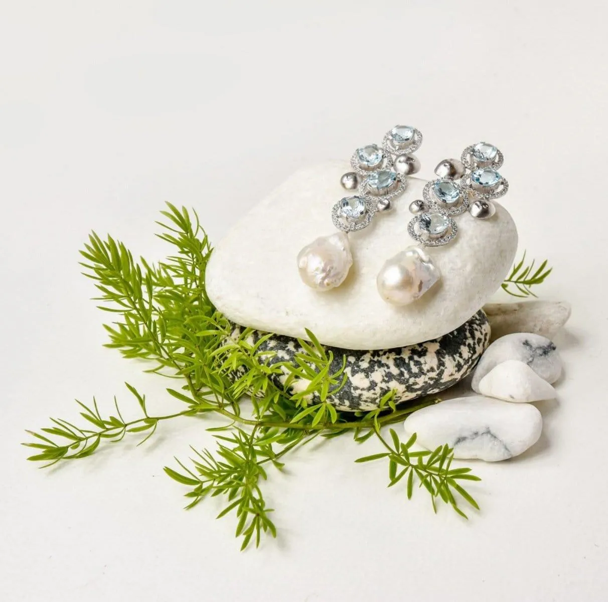Shaista Jewelry - Aqua Earrings