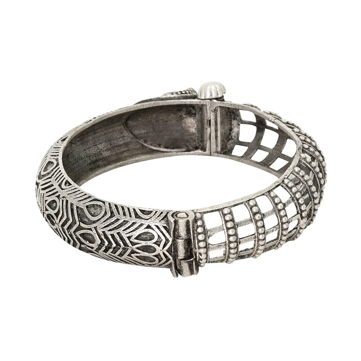 Teejh Dwaraka Oxidised Silver Jewellery Gift Set