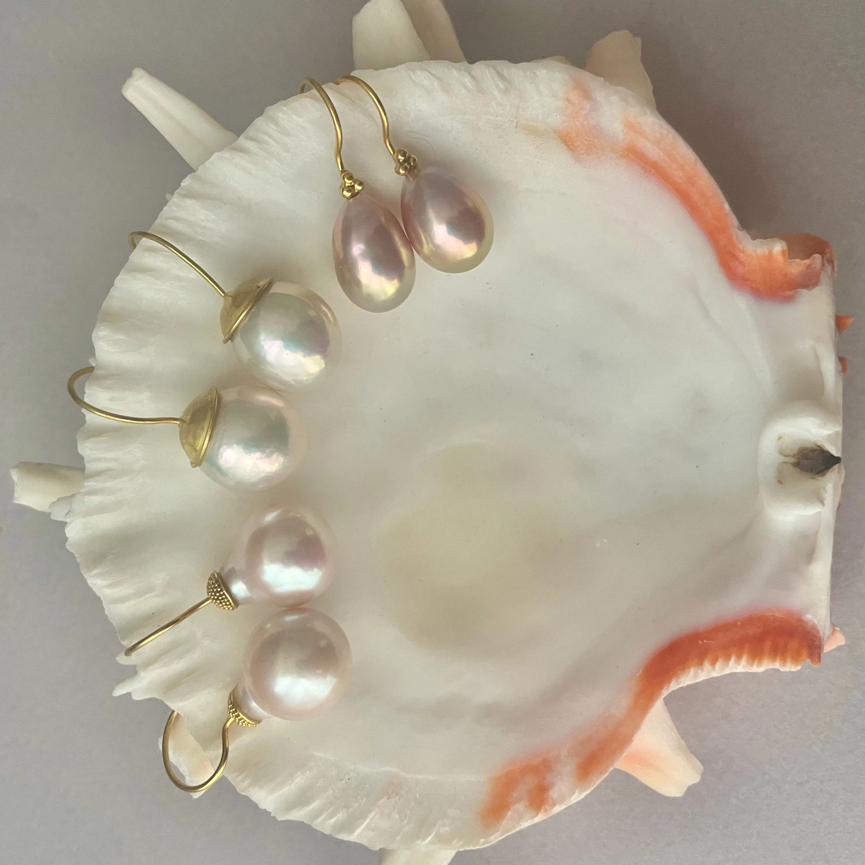 the perfect drop pearl earring in 18K yellow gold