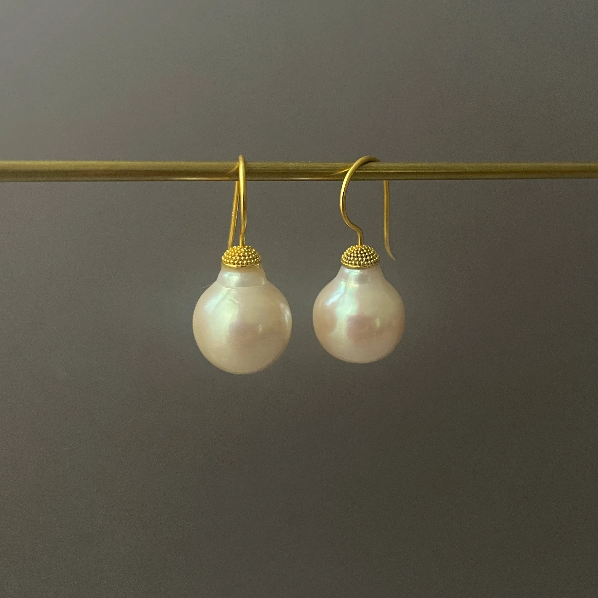 the perfect drop pearl earring in 18K yellow gold