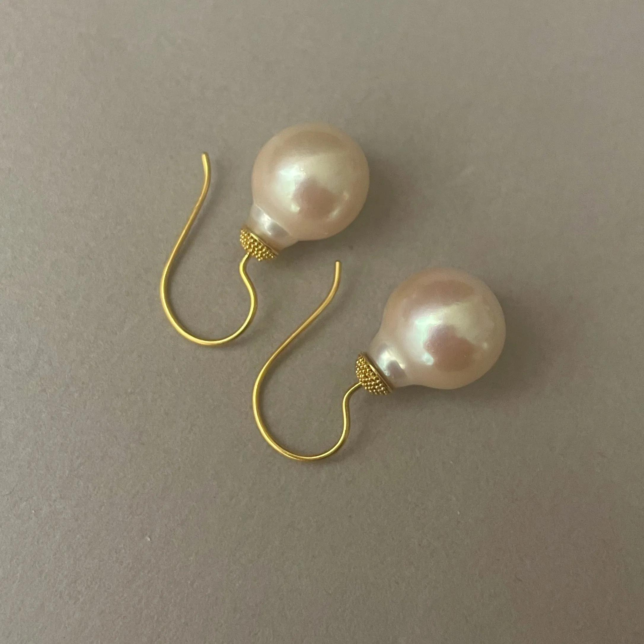 the perfect drop pearl earring in 18K yellow gold