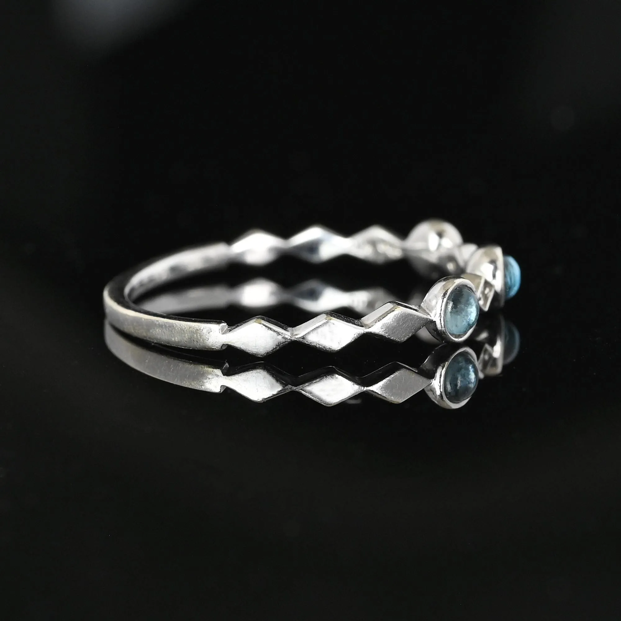 Vintage 10K White Gold Diamond Aquamarine Ring Band