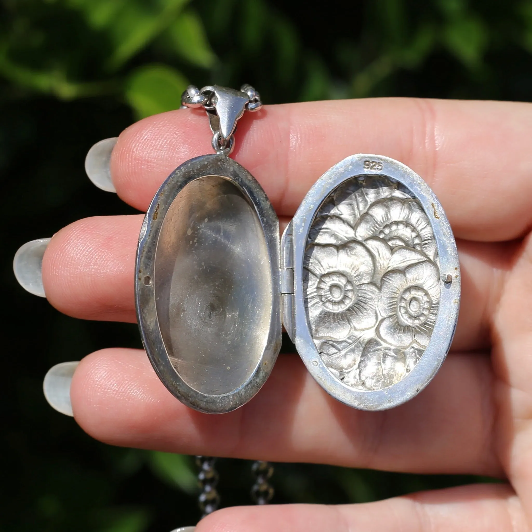 Vintage Silver Belcher Chain with Vintage Floral Embossed Locket, 27.2g