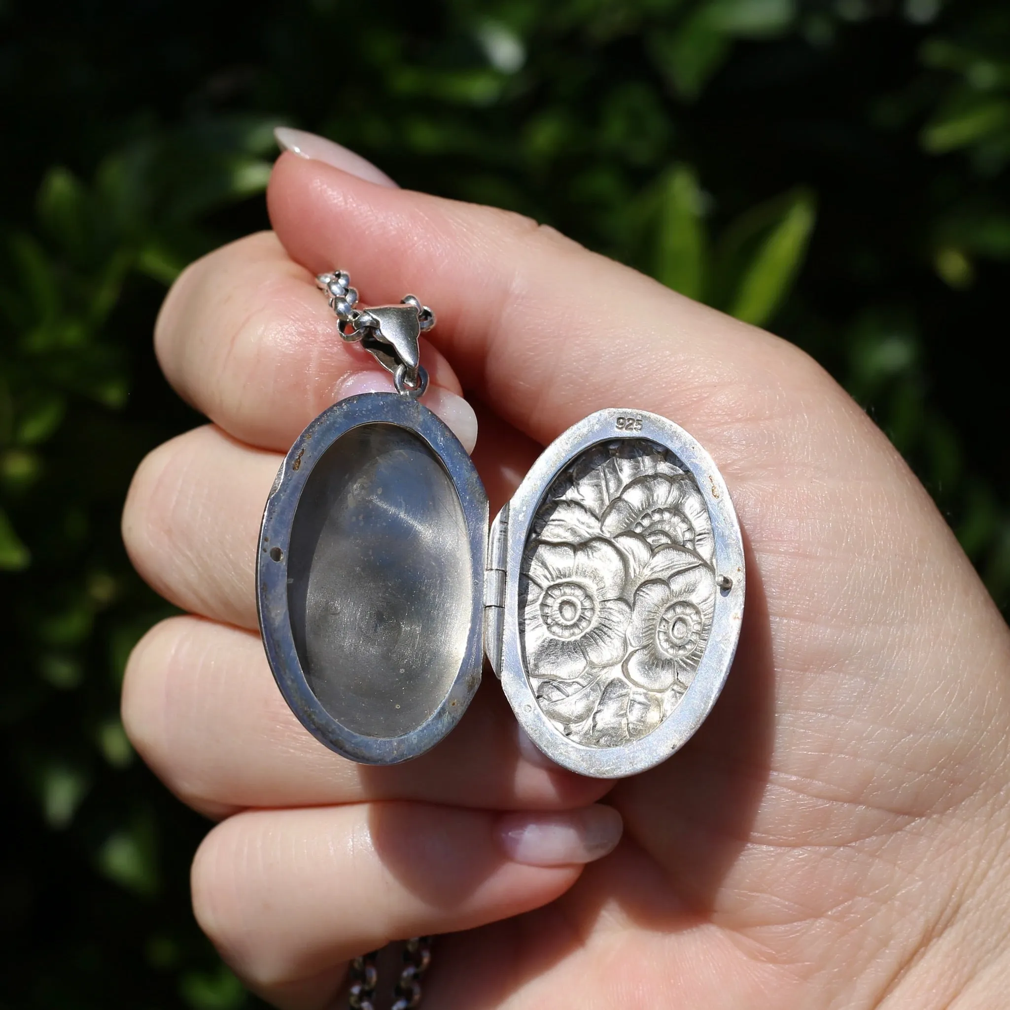 Vintage Silver Belcher Chain with Vintage Floral Embossed Locket, 27.2g