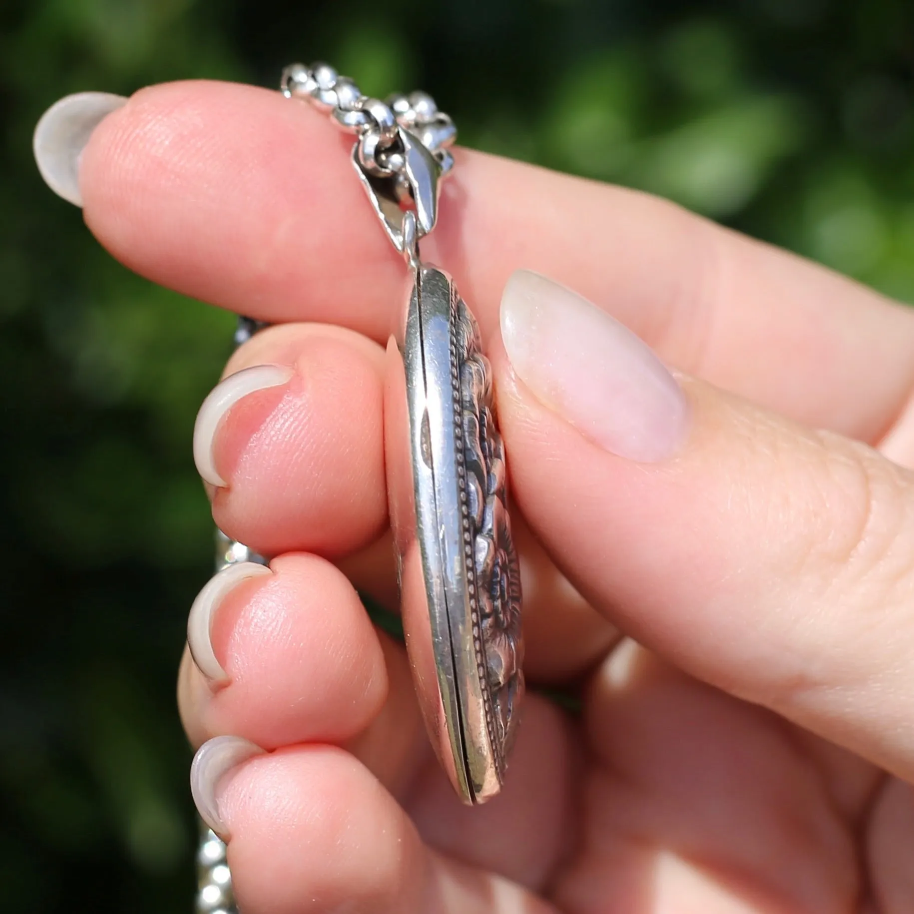 Vintage Silver Belcher Chain with Vintage Floral Embossed Locket, 27.2g