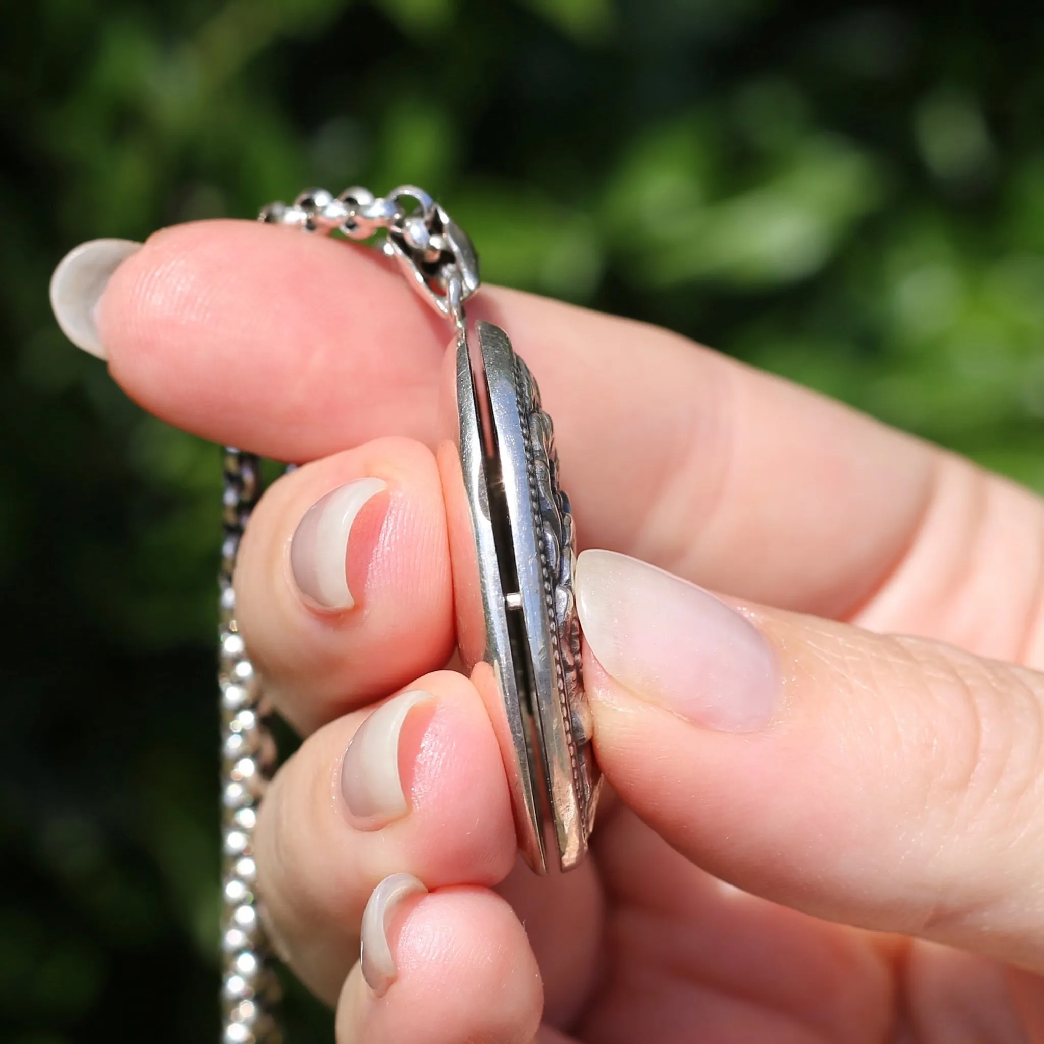Vintage Silver Belcher Chain with Vintage Floral Embossed Locket, 27.2g