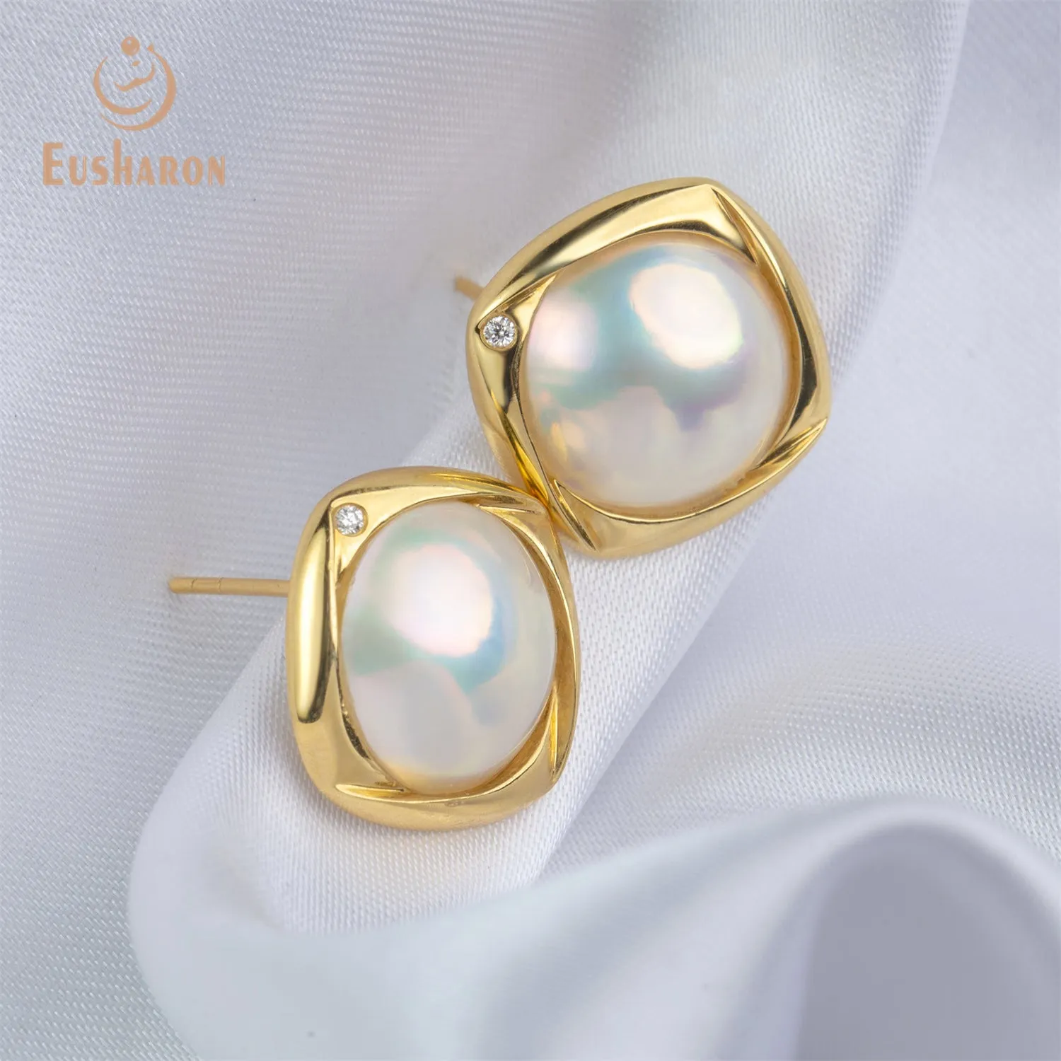 White Mabe Pearl 18K Gold Earrings with Diamond