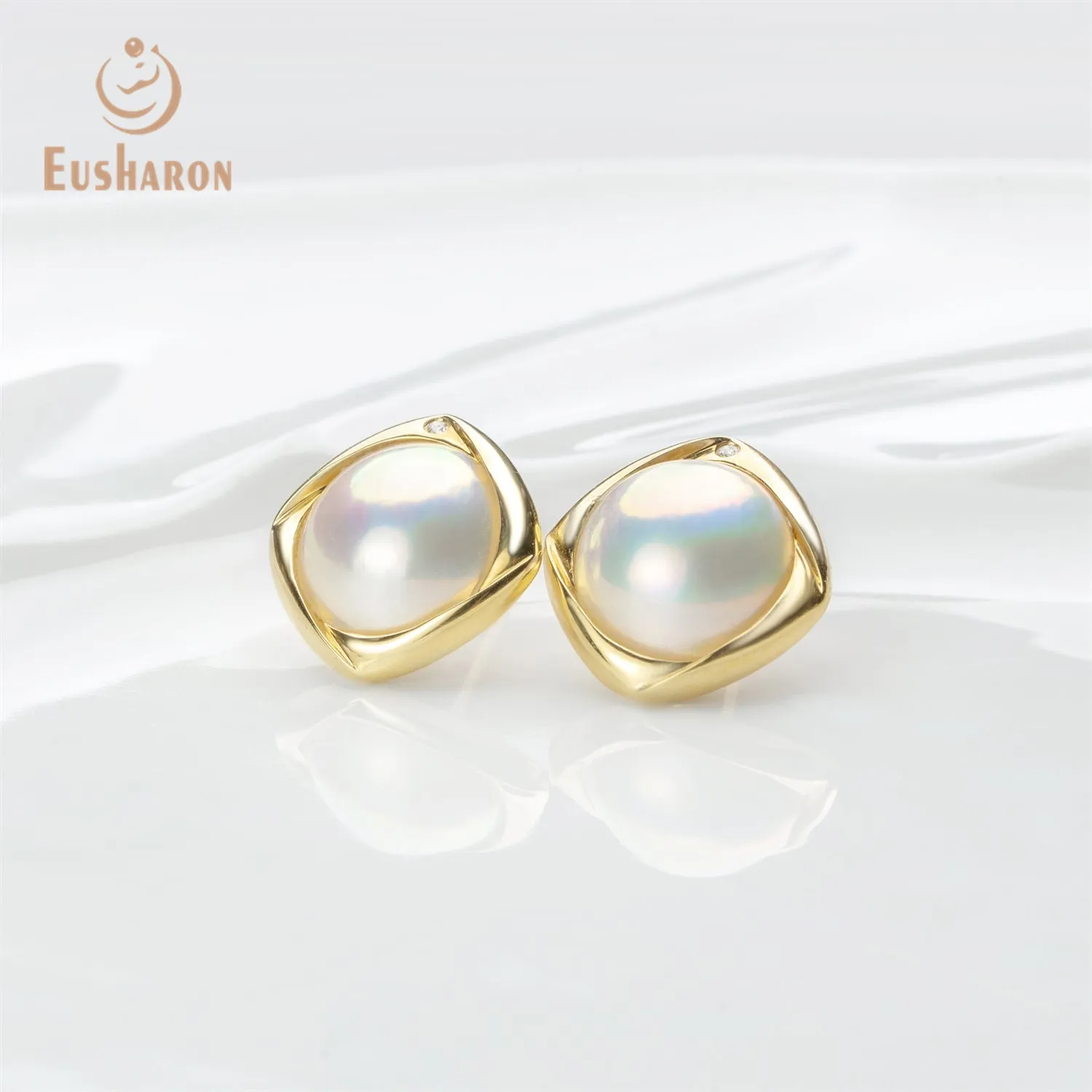 White Mabe Pearl 18K Gold Earrings with Diamond