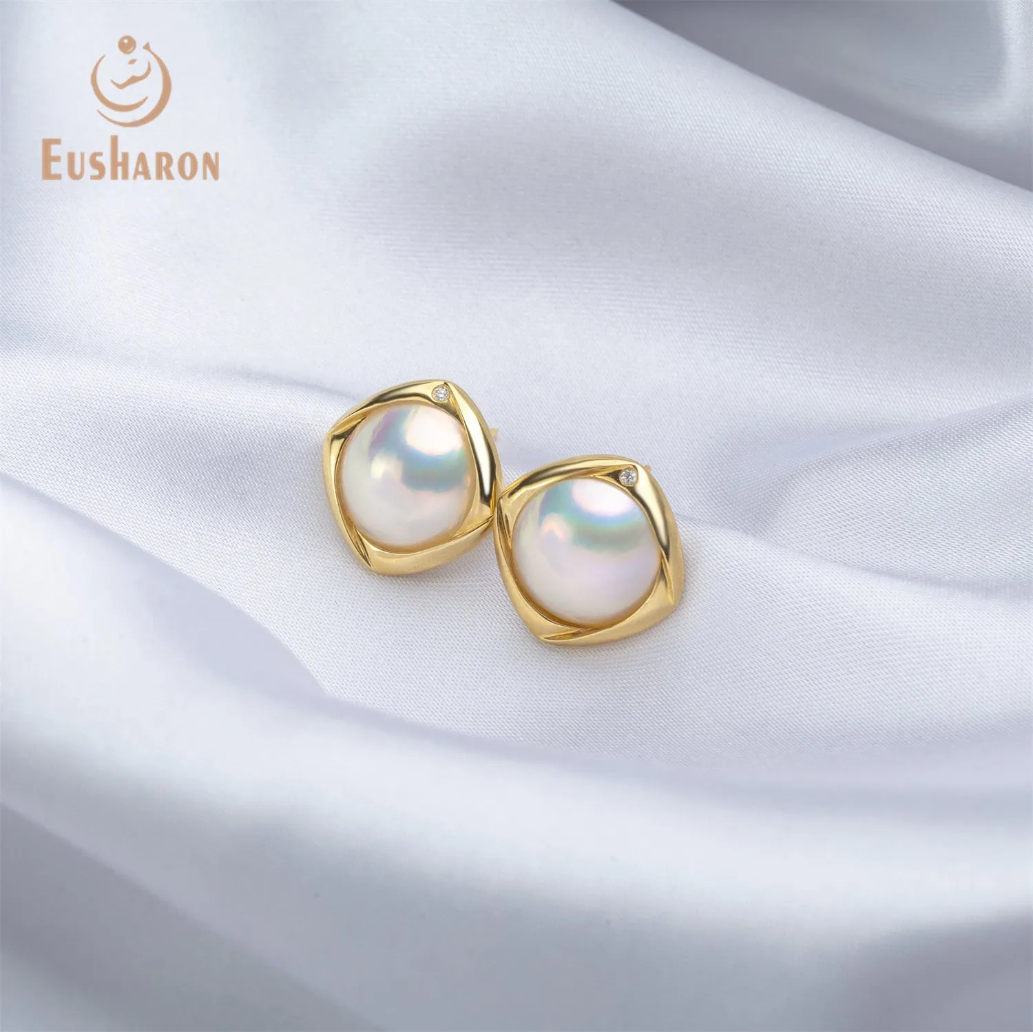 White Mabe Pearl 18K Gold Earrings with Diamond